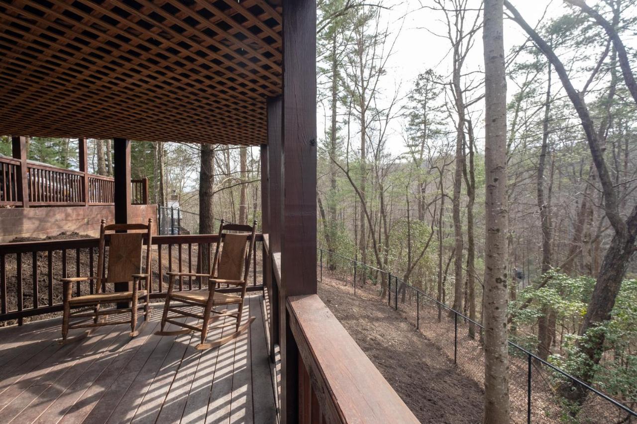 Three Dog Night - Pet-Friendly Cabin With Hot Tub Βίλα Blue Ridge Εξωτερικό φωτογραφία