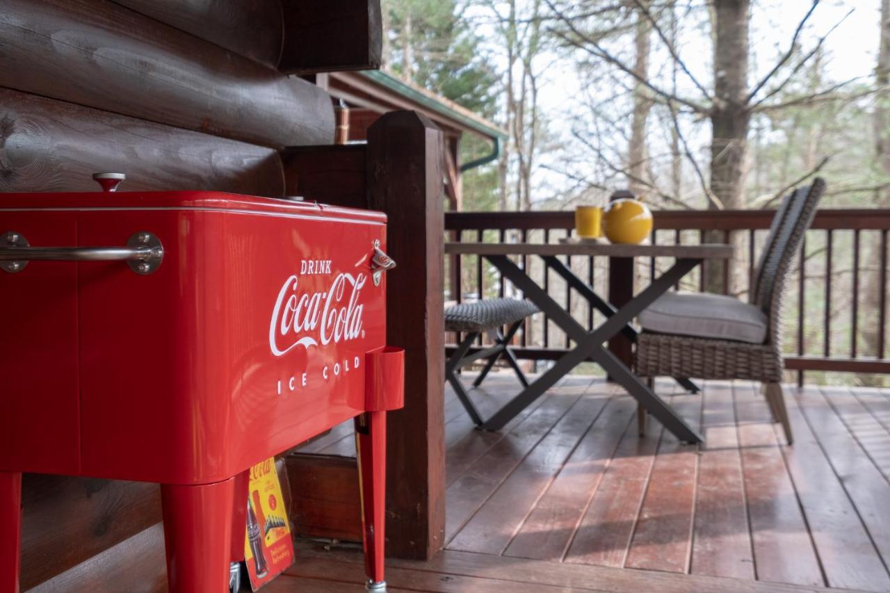 Three Dog Night - Pet-Friendly Cabin With Hot Tub Βίλα Blue Ridge Εξωτερικό φωτογραφία